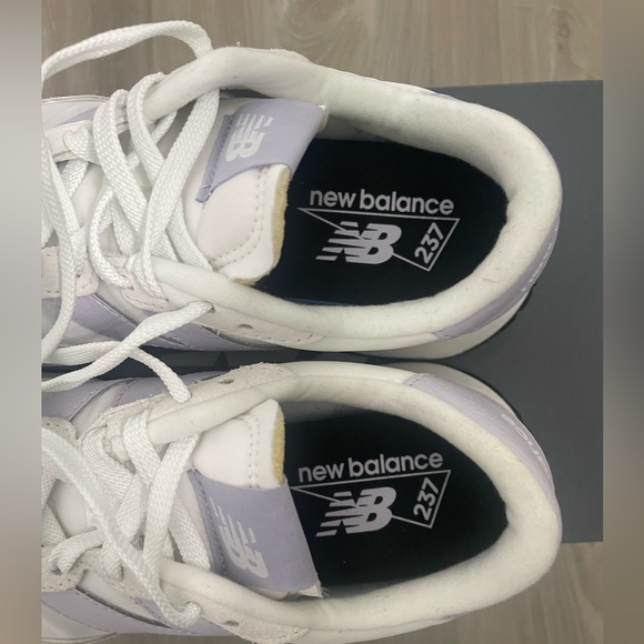 New Balance 237 - Picture 6 of 8